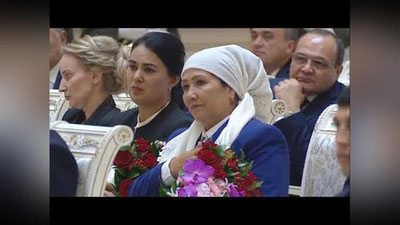 'Prezident Shavkat Mirziyoev: «O`zbekistonda ro`mol o`rashga hech kim hech qachon qarshi bo`lmaydi» (Video)'ning rasmi