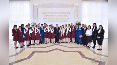 Изрображение 'ВЫПУСКНИКОВ ШКОЛЫ ИБРАТА В ТУРАКУРГАНЕ ПРИМУТ В ВУЗЫ БЕЗ ЭКЗАМЕНОВ'