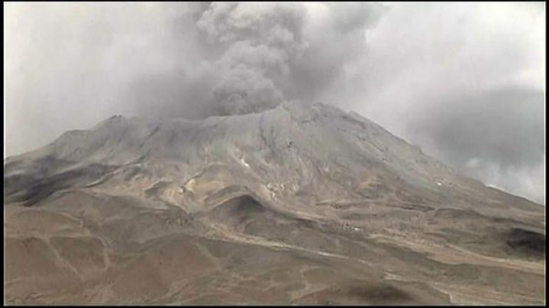 'Peruda Ubinas vulqoni uyg`ondi (Video)'ning rasmi