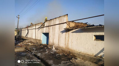 'Qisqa tutashuv oqibatida ikki hovli yonib ketdi'ning rasmi