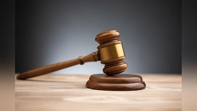 'Samarqand sudlarida har biri 13,5 mln so`mdan jarimaga tortilgan uch bloger Oliy sudda aybsiz deb topildi'ning rasmi