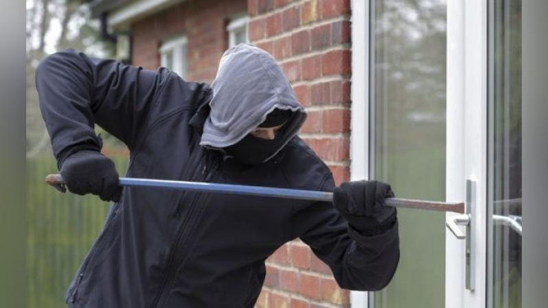 'Бухорода хонадонни ўмарган жиноий гуруҳ қўлга тушди'ning rasmi