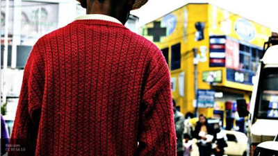 Изрображение 'SAMSUNG ПРИДУМАЛА СВИТЕР ДЛЯ ЗАРЯДКИ ГАДЖЕТОВ'