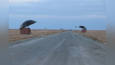 'Qo`ng`irotda ham soyabonli bekatlar o`rnatildi (foto)'ning rasmi