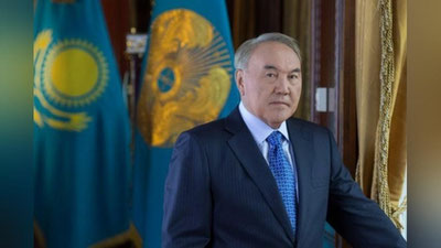 'Nursulton Nazarboevga umrbod Turk kengashining faxriy prezidenti maqomi berildi'ning rasmi