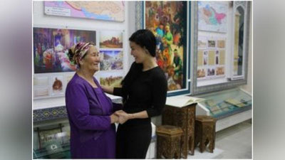 'Yosh bojxonachilar va ularning ota-onalari bilan suhbat o`tkazildi'ning rasmi