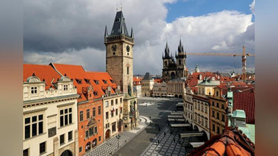 'Chexiya rossiyalik turistlarning mamlakatga kirishini taqiqlaydi'ning rasmi