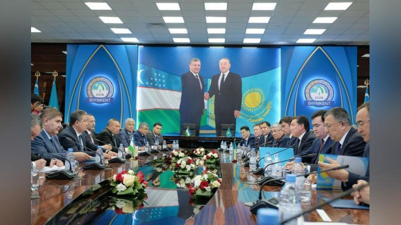 'Endi sayyohlar O`zbekiston vizasi bilan Qozog`istonga, Qozog`iston vizasi bilan O`zbekistonga kelishi mumkin'ning rasmi