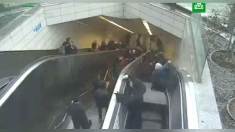 Изрображение 'В ТУРЦИИ ОБНАРОДОВАЛИ ШОКИРУЮЩЕЕ ВИДЕО ИНЦИДЕНТА С ЭСКАЛАТОРОМ'