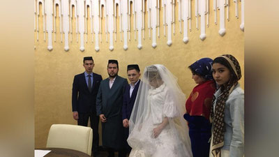 'Куёв Исломни қабул қилди ва исмини Суннатга ўзгартирди'ning rasmi