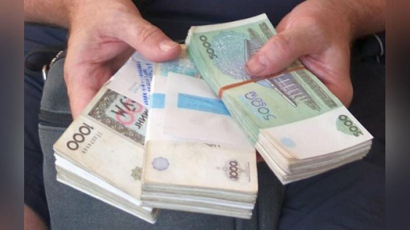 'Болаларга тарқатилаётган моддий ёрдам нега айнан 500 минг сўмданлигига масъуллар изоҳ берди'ning rasmi