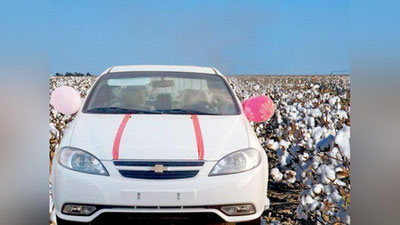 'Sirdaryoda yuqori hosildorlikka erishgan fermerga "Lasetti" avtomobili topshirildi'ning rasmi