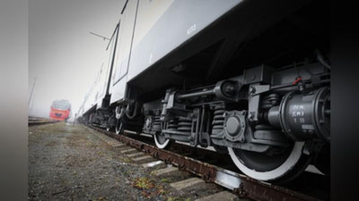 'Toshkentda 66 yoshli erkakni yuk poezdi urib yubordi (video)'ning rasmi