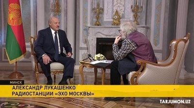 'Lukashenko: «Vladimir Vladimirovich, siz Ukraina bilan gaz tranziti ustida janjallashishni boshlab, keyin nima qildingiz?»'ning rasmi