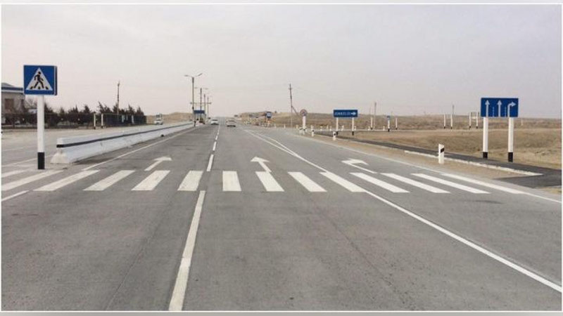 Изрображение 'В КЫЗЫЛКУМАХ ЗАНОВО ПОСТРОИЛИ 85 КМ МЕЖДУНАРОДНОЙ АВТОМАГИСТРАЛИ (ФОТО)'