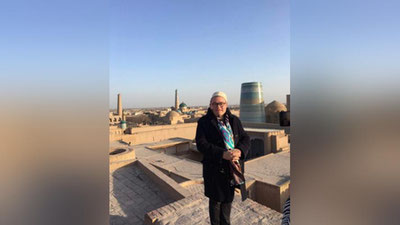 Изрображение 'ВЕДУЩИЙ "МОДНОГО ПРИГОВОРА" АЛЕКСАНДР ВАСИЛЬЕВ ПОБЫВАЛ В УЗБЕКИСТАНЕ (ФОТО)'