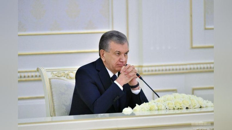 'Қашқадарё ва Навоий вилоятининг қатор раҳбарлари ишдан кетди, баъзиларига огоҳлантириш берилди'ning rasmi