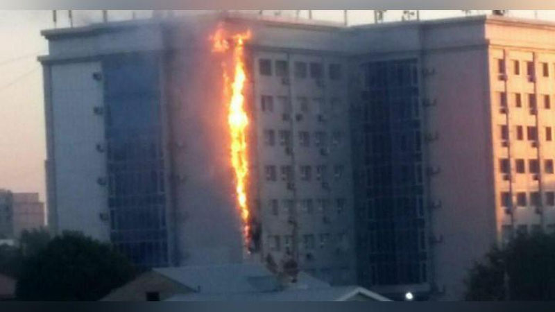 Изрображение 'МИРАБАДСКИЙ РАЙОН ТАШКЕНТА ОТМЕТИЛСЯ С УТРА ДВУМЯ ПОЖАРАМИ (ФОТО, ВИДЕО)'
