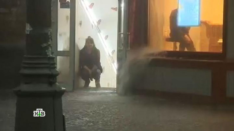 '​Yozning sovuq kelishi rossiyaliklarni depressiyaga solib qo`ydi'ning rasmi