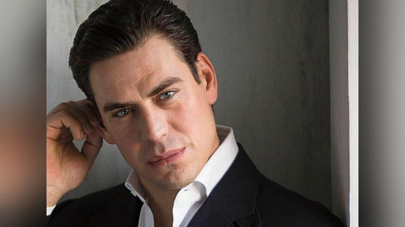 Изрображение 'ДМИТРИЙ ДЮЖЕВ ПРИБЫЛ В ТАШКЕНТ ДЛЯ УЧАСТИЯ В СЪЕМКАХ'