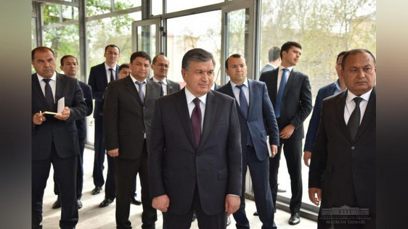 Изрображение 'ПРЕЗИДЕНТ ПОСЕТИЛ МАССИВ, ВОЗВОДИМЫЙ ДЛЯ ВОЕННОСЛУЖАЩИХ В ТАШКЕНТЕ'