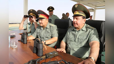 'O`zbekiston mudofaa vazirligida Tojikiston harbiy delegasiyasi bilan uchrashuv bo`lib o`tdi (foto)'ning rasmi