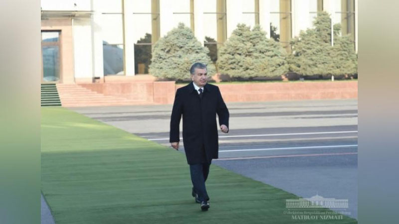 'Prezident Qoraqalpog`istonga jo`nab ketdi'ning rasmi