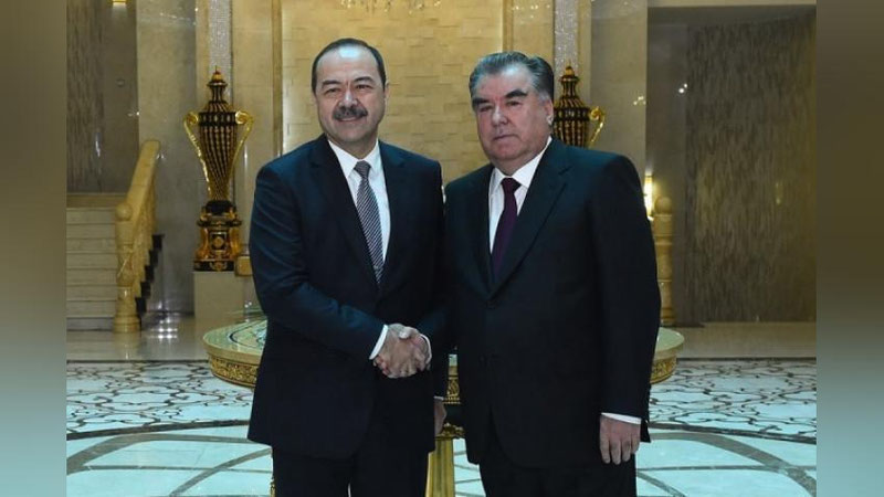 'ABDULLA ARIPOV IMOMALI RAHMON BILAN DUShANBEDA UChRAShDI'ning rasmi