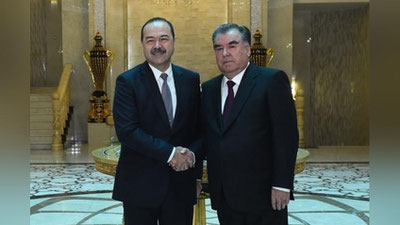 'ABDULLA ARIPOV IMOMALI RAHMON BILAN DUShANBEDA UChRAShDI'ning rasmi