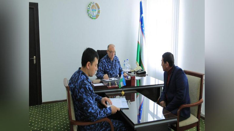 'Jizzax viloyat ichki ishlar boshqarmasi boshlig`i fuqarolarni qabul qildi'ning rasmi