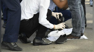 '7ta to`siqdan o`tgan soxta abiturient, noyob telefon. Test imtihonlarida aniqlangan dastlabki qallobliklar (video)'ning rasmi