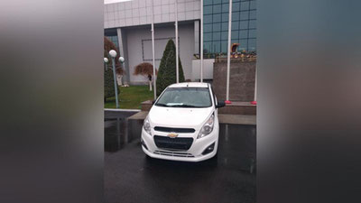 'Fotofakt: Videoroliklar tanlovining bosh sovrini -  Spark'ning rasmi