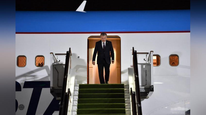 'Prezident MDHning navbatdagi sammitida ishtirok etib, Toshkentga qaytib keldi'ning rasmi