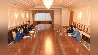 'Senat Raisi Misr Elchisi bilan uchrashdi'ning rasmi