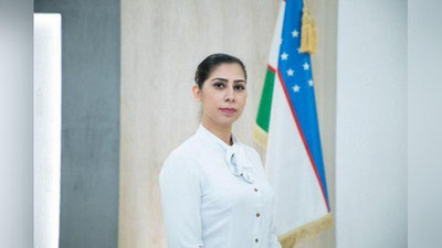 'Yana bir davlat tashkiloti rahbariga jurnalist maslahatchi bo`ldi'ning rasmi