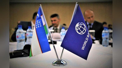 'Oliy va o`rta maxcus ta`lim vazirligi hamda “Shbeemann” xorijiy konsalting kompaniyasi o`rtasida shartnoma imzolanmoqda'ning rasmi