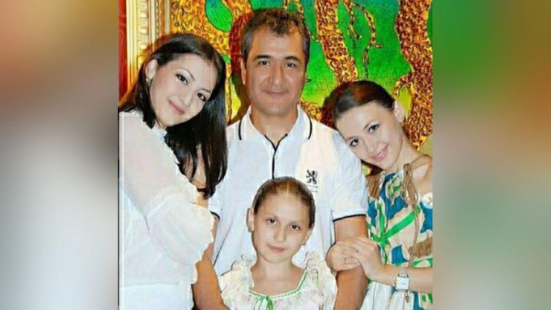 'Хонанда Лоланинг отасининг коронавирусдан вафот этгани ҳақидаги хабарлар рад этилди'ning rasmi