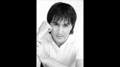 Изрображение 'Скончался певец и композитор Руслан Шарипов'