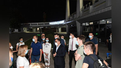 'Rossiyalik shifokorlar koronavirusga qarshi hamkorlikda kurashish uchun O`zbekistonga keldi'ning rasmi