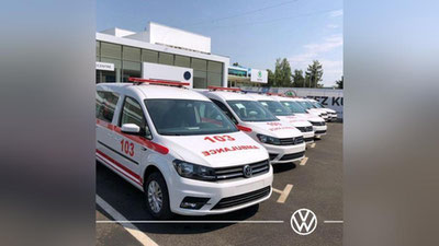 'Jizzax avtomobil zavodi “Volkswagen Caddy”ning tez tibbiy yordamga mo`ljallangan navbatdagi partiyasini Samarqandga taqdim etdi'ning rasmi