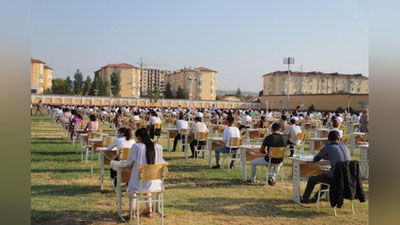 Изрображение 'Первокурсники начнут учебу со 2 октября'