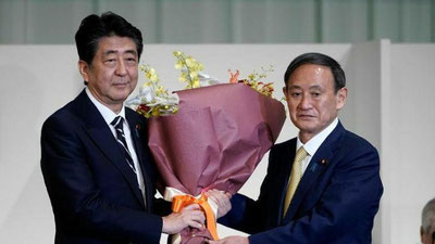 'Sindzo Abe boshchiligidagi Yaponiya hukumati to`liq tarkibda iste`foga chiqdi'ning rasmi