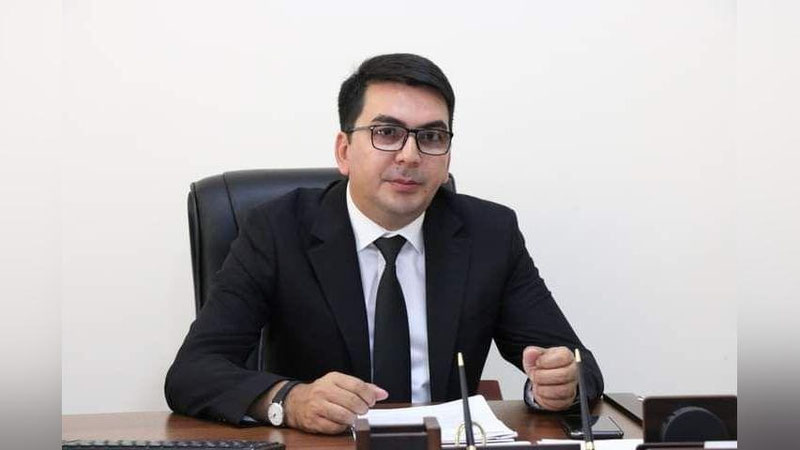 'Qachongacha o`zbek tilida gapirishga qo`rqamiz? Nahot 31 yil kamlik qilgan bo`lsa – Jahongir Ziyaev'ning rasmi