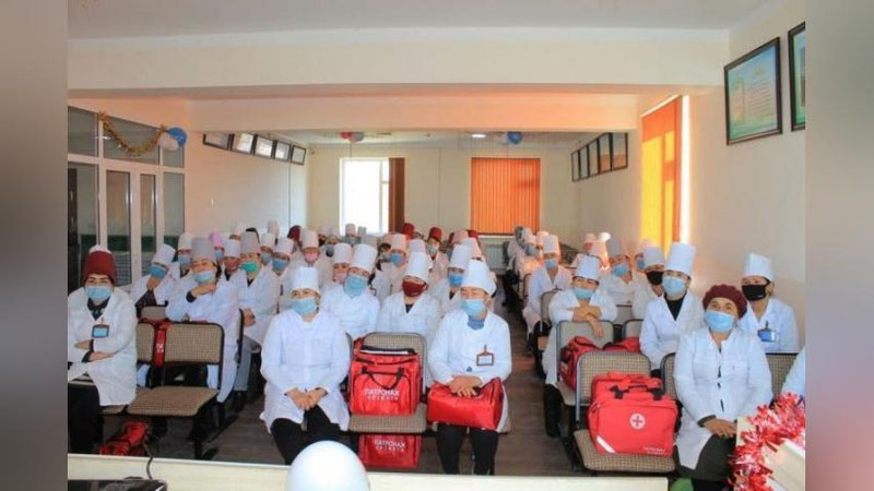 'SSV tizimidagi barcha shifokor va o`rta tibbiyot xodimlari o`quv kurslarida o`qitiladi'ning rasmi
