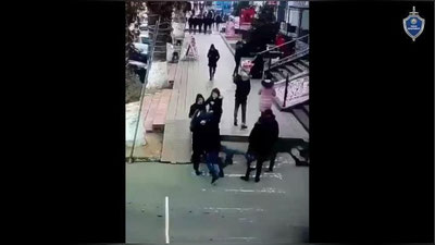 Изрображение 'В Следственном департаменте рассказали про нападение с ножом у ТЦ "Малика" (видео)'