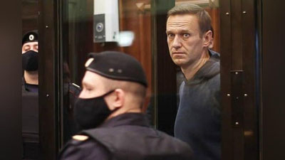 'Qamoqdagi Aleksey Navalniy ochlik e`lon qildi'ning rasmi