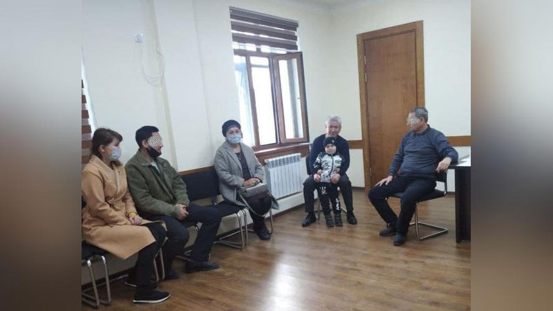 'MIB: Nurafshonda yil boshidan buyon 37 oila yarashtirildi'ning rasmi