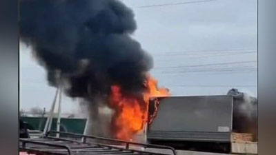 'Yangihayot tumanida avtomobil yonib ketdi'ning rasmi