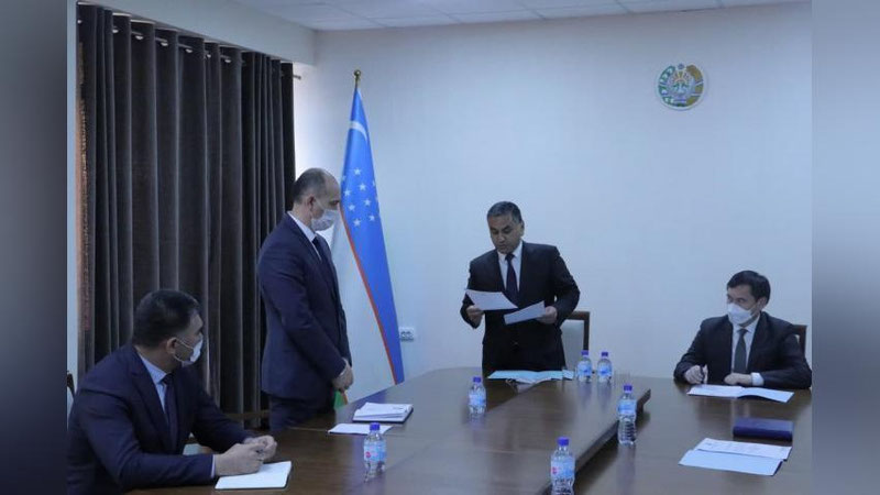 Изрображение 'Абдусамат Муминов назначен заместителем министра транспорта'