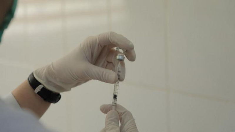 Изрображение 'Мининноваций: китайско-узбекская вакцина эффективна против "африканского" штамма'